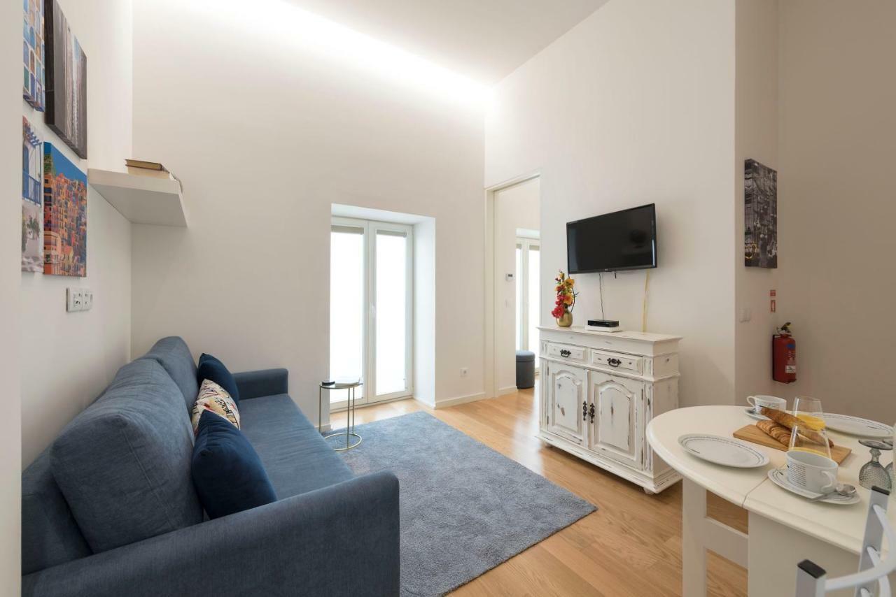 Lovelystay - Majestic Flat In City Center 포르투 외부 사진