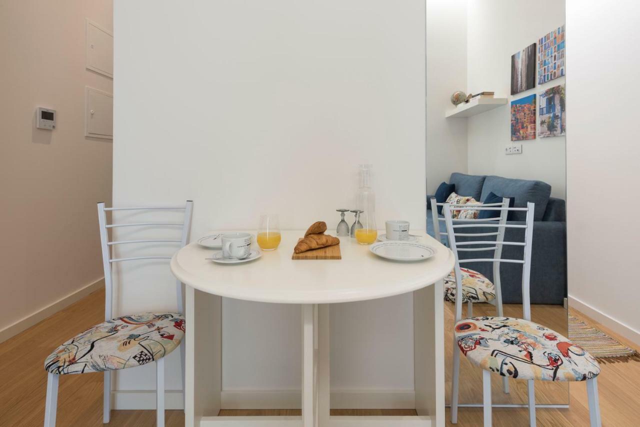 Lovelystay - Majestic Flat In City Center 포르투 외부 사진