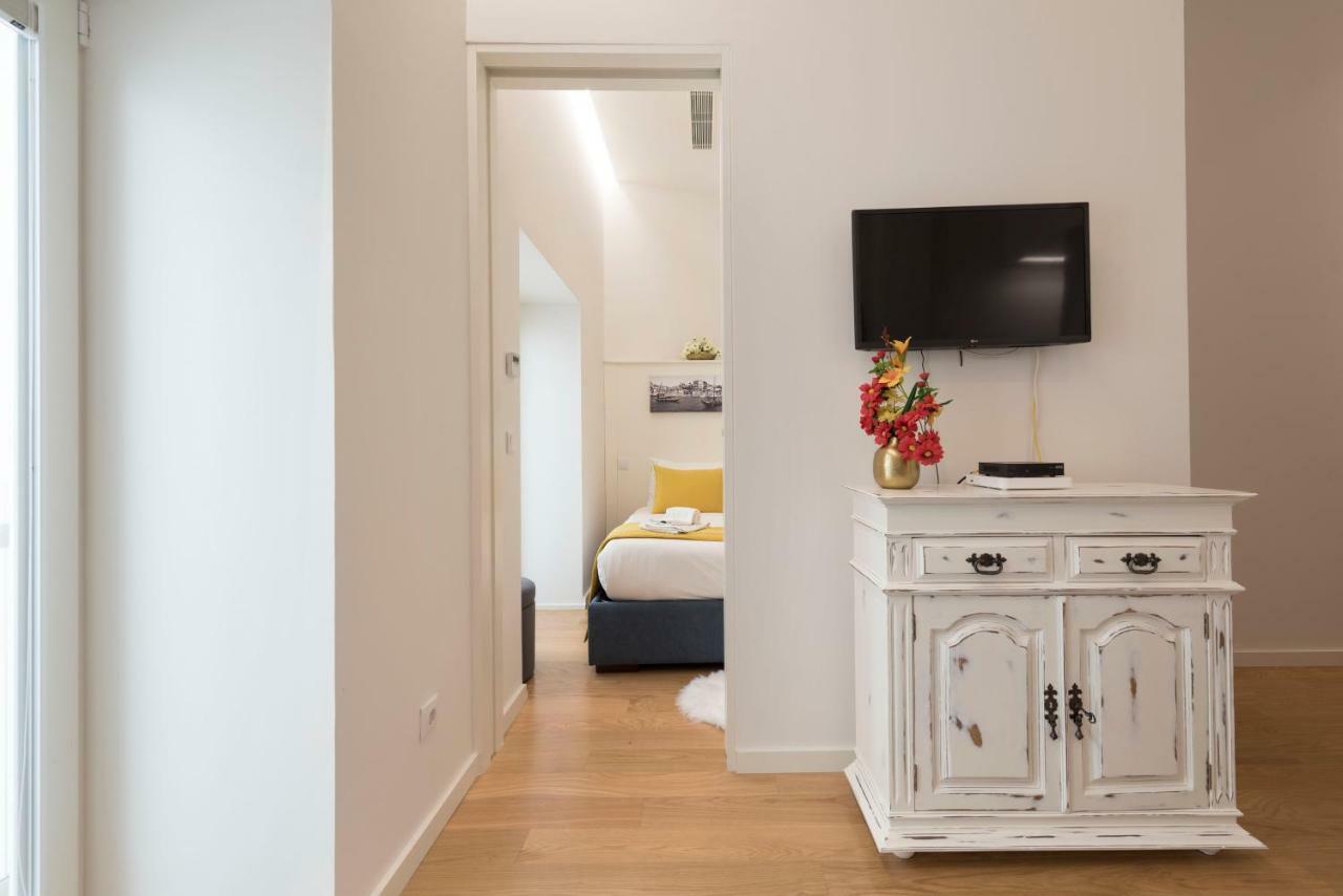 Lovelystay - Majestic Flat In City Center 포르투 외부 사진
